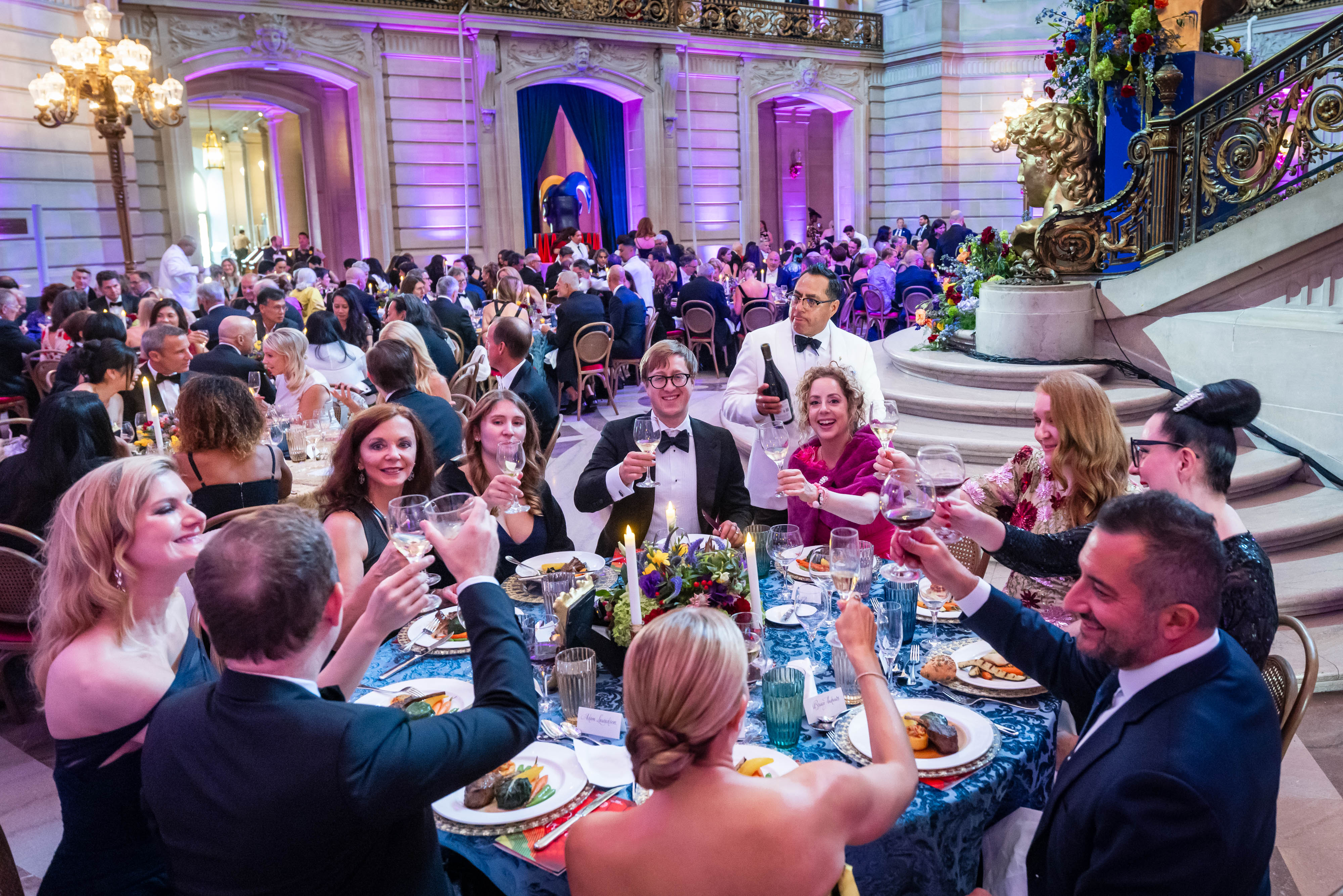 4825-operaball-250905.jpg